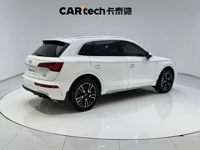 Audi Q5L — Фото автомобиля 5
