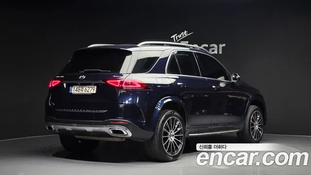 Mercedes-Benz GLE-Class — Фото автомобиля 2
