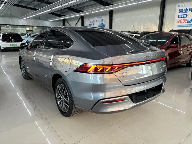 BYD Qin PLUS — Фото автомобиля 4