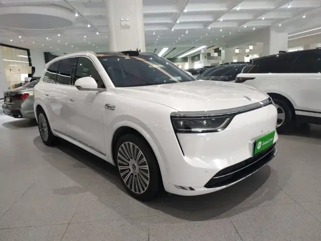 Aito M8 — Фото автомобиля 3