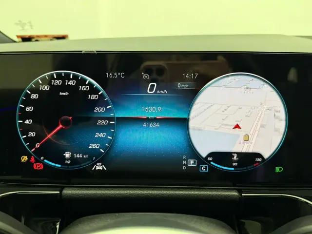 Mercedes-Benz GLA-Class — Фото автомобиля 21