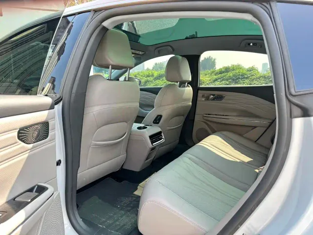 Geely Galaxy Xingyao 8 — Фото автомобиля 6