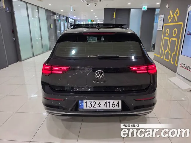 Volkswagen Golf Golf 8 поколение 2.0 TDI Prestige — Фото автомобиля 4