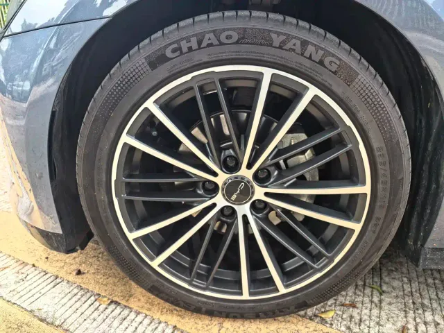 BYD Seal — Фото автомобиля 11