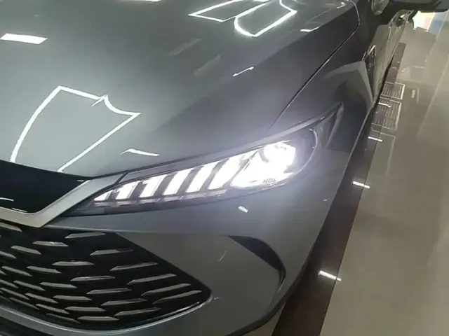 BYD Qin PLUS — Фото автомобиля 23
