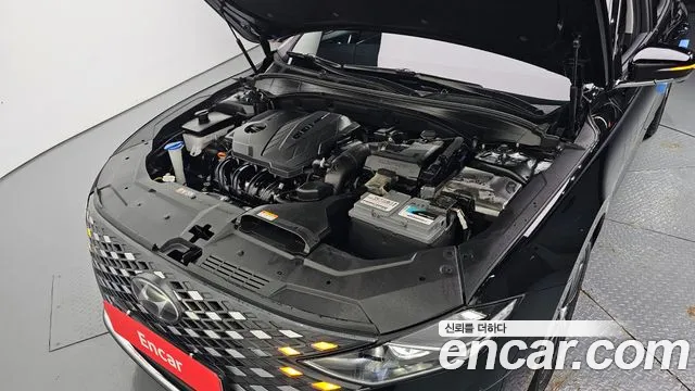 Hyundai Grandeur New — Фото автомобиля 9