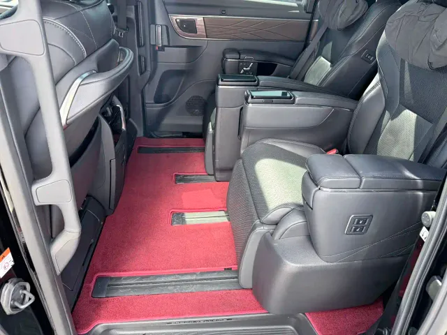 Toyota Vellfire — Фото автомобиля 10