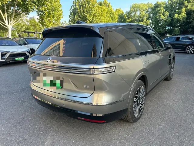 Nio ES8 — Фото автомобиля 2