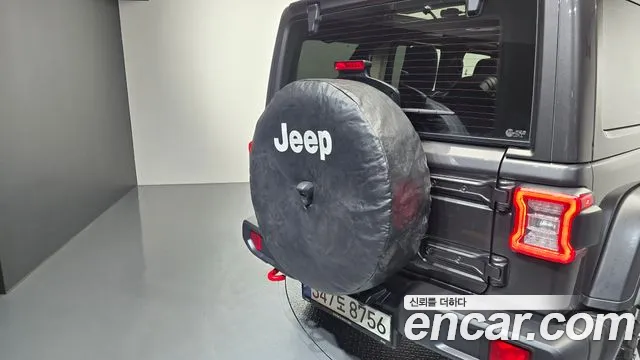 Jeep Wrangler Wrangler (JL) — Фото автомобиля 25