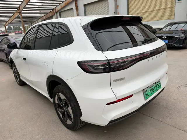 Geely Galaxy E5 — Фото автомобиля 10