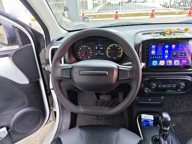 Roewe Clever — Фото автомобиля 6