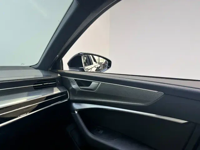Audi A6L — Фото автомобиля 12