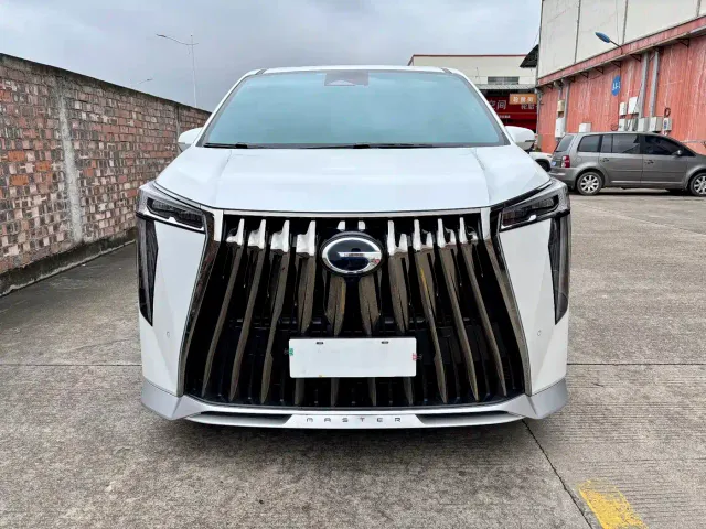 GAC Trumpchi M8 — Фото автомобиля 2