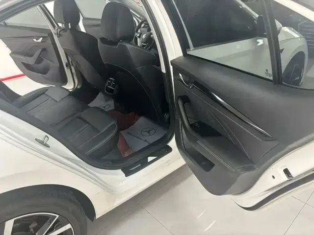 Skoda Octavia — Фото автомобиля 7