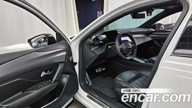 Peugeot 408 — Фото автомобиля 10