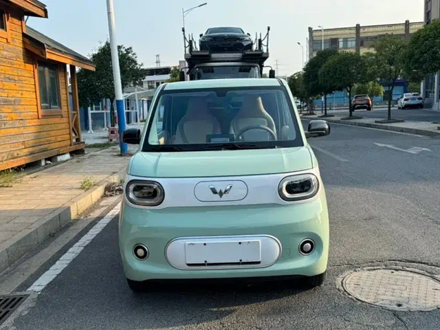 Wuling Hongguang Mini EV — Фото автомобиля 3