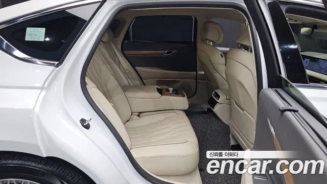 Genesis G80 Бензин 2.5 турбо AWD — Фото автомобиля 11