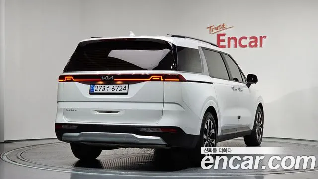 Kia Canival Carnival 4 поколение Дизель 9 мест Prestige — Фото автомобиля 2