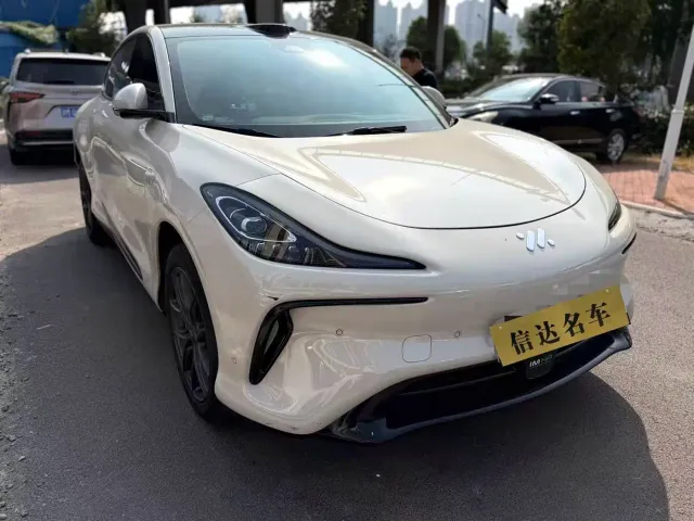 IM Motors LS6 — Фото автомобиля 3