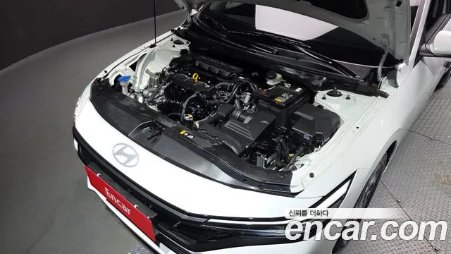Hyundai AVANTE Новый Avante (CN7) — Фото автомобиля 6