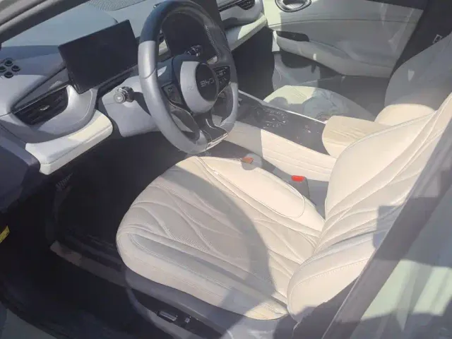 BYD Seal 06 GT — Фото автомобиля 9