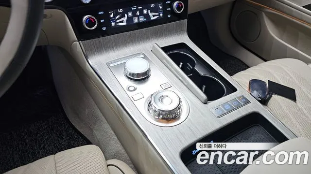 Genesis G80 RG3 — Фото автомобиля 12