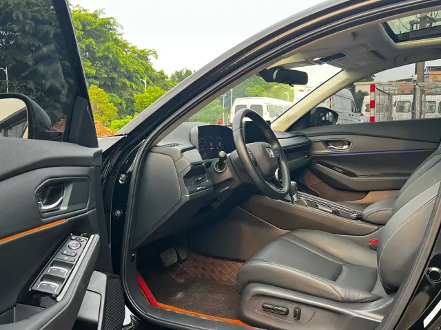 Honda Accord — Фото автомобиля 4