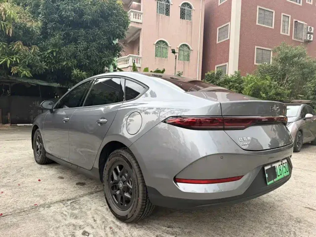 BYD Qin PLUS — Фото автомобиля 6