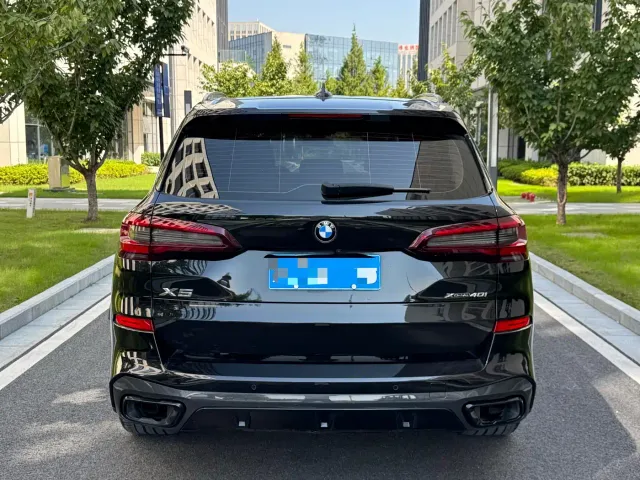 BMW X5 — Фото автомобиля 3