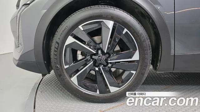 Peugeot 408 1.2 Pure Tech Allure — Фото автомобиля 5
