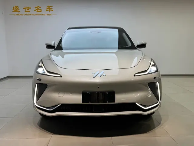 IM Motors LS7 — Фото автомобиля 2