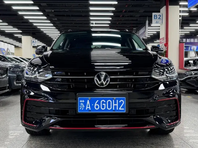 Volkswagen Tiguan X — Фото автомобиля 2