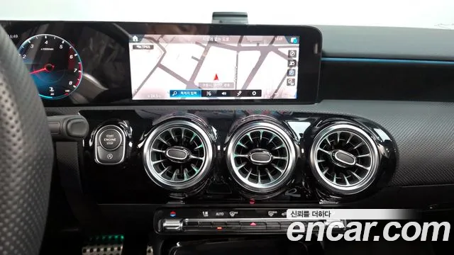 Mercedes-Benz A-Class — Фото автомобиля 14