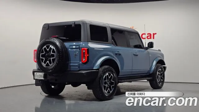 Ford Bronco 6th Gen — Фото автомобиля 2