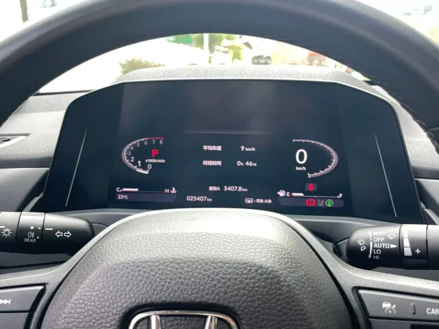 Honda Accord — Фото автомобиля 16
