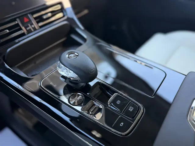 GAC Trumpchi E9 — Фото автомобиля 5