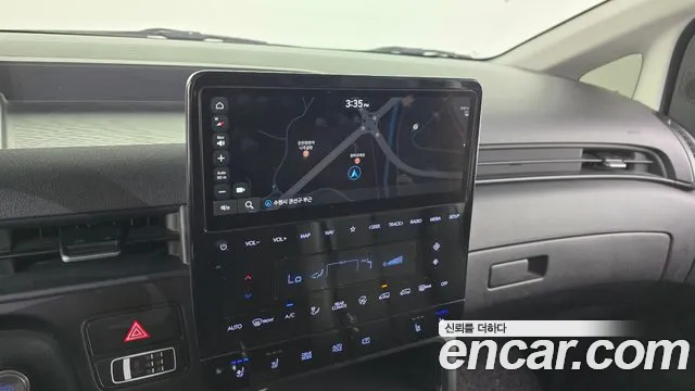 Hyundai Staria Staria 4WD Tourer 9 мест — Фото автомобиля 11