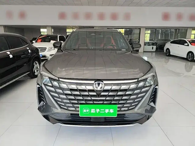 Changan UNI-Z — Фото автомобиля 2