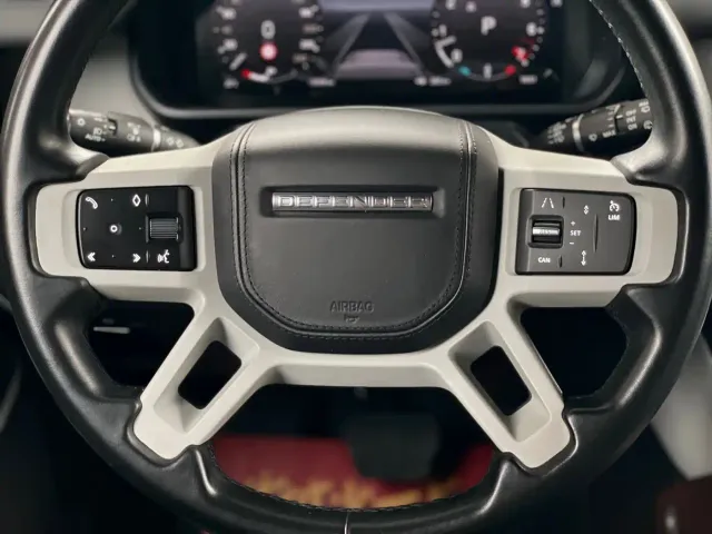 Land Rover Defender — Фото автомобиля 30