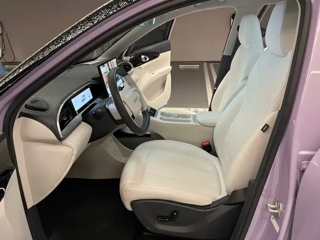 Geely Starry Wish — Фото автомобиля 9