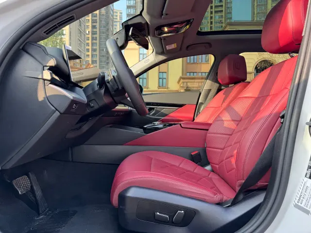 BMW 5 Series — Фото автомобиля 7