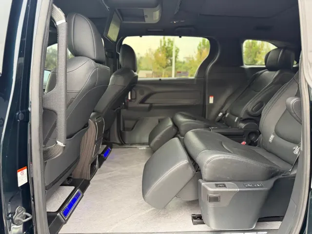 Toyota Granvia — Фото автомобиля 5