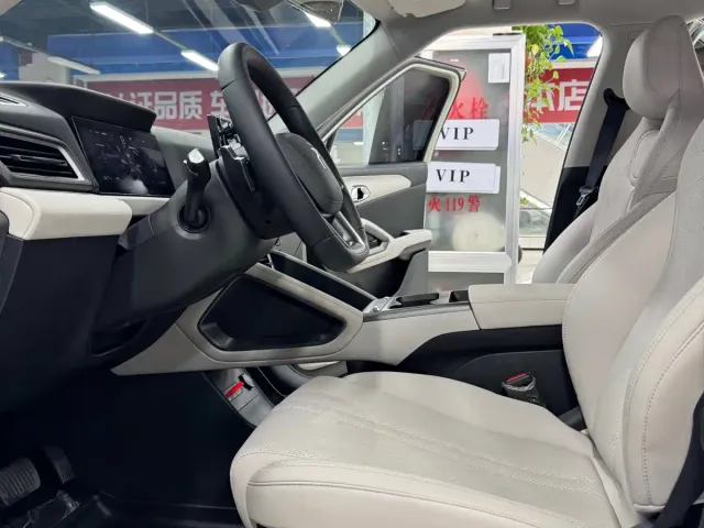 BYD Yuan UP — Фото автомобиля 9