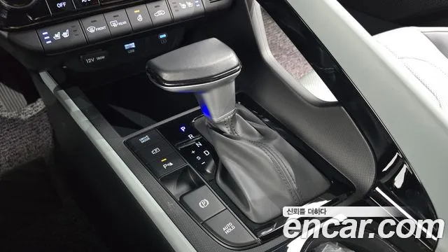 Hyundai Avante CN7 — Фото автомобиля 9