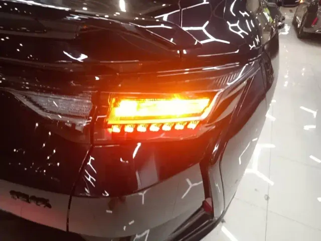 Dongfeng Yixuan — Фото автомобиля 7