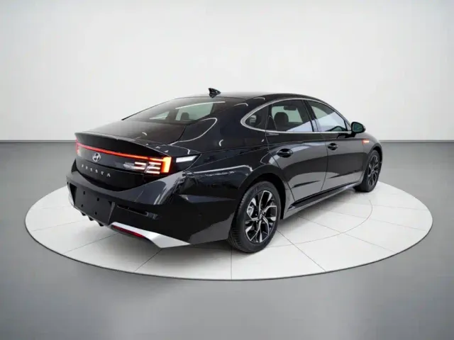 Hyundai Sonata — Фото автомобиля 6