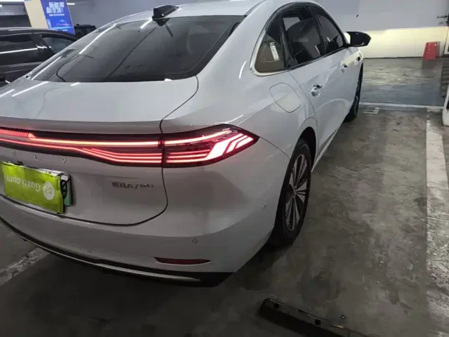 Geely Galaxy A7 — Фото автомобиля 7