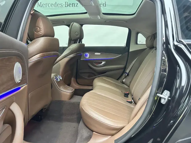 Mercedes-Benz E-Class — Фото автомобиля 9
