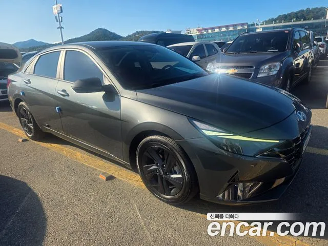 Фотография автомобиля — Hyundai AVANTE
