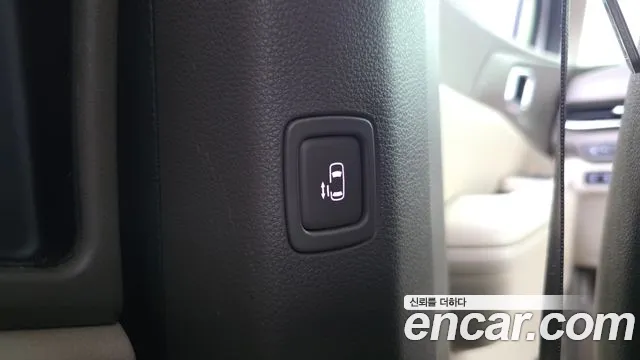 Kia Carnival 4th Gen — Фото автомобиля 22